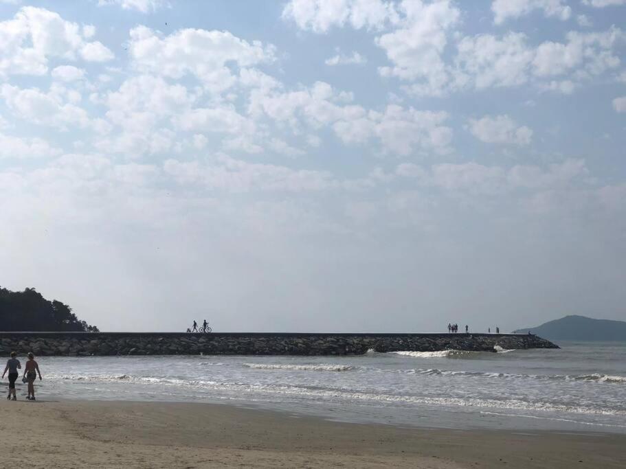 Piscina A Beira-Mar, Tranquilidade E Qualidade No Melhor De Bc Balneário Camboriú المظهر الخارجي الصورة