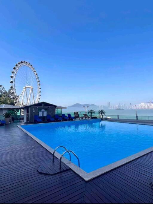 Piscina A Beira-Mar, Tranquilidade E Qualidade No Melhor De Bc Balneário Camboriú المظهر الخارجي الصورة