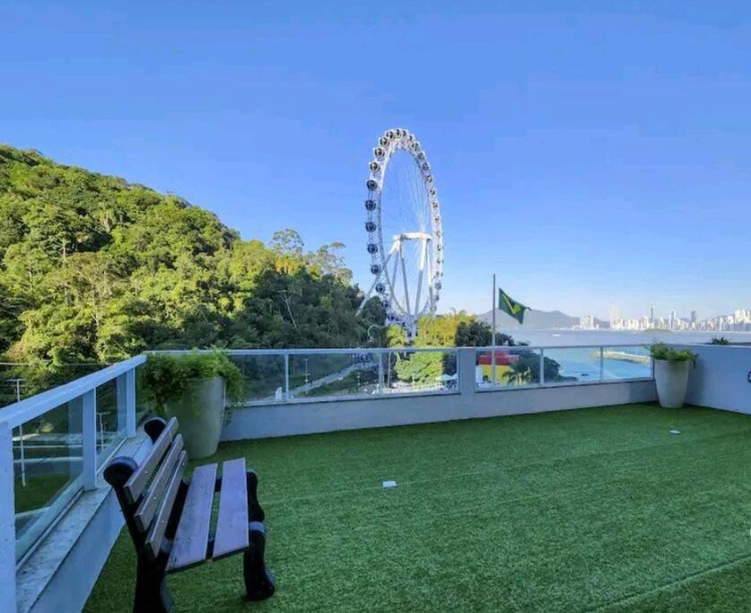 Piscina A Beira-Mar, Tranquilidade E Qualidade No Melhor De Bc Balneário Camboriú المظهر الخارجي الصورة