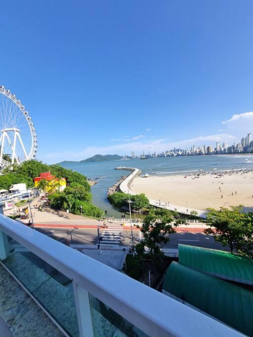 Piscina A Beira-Mar, Tranquilidade E Qualidade No Melhor De Bc Balneário Camboriú المظهر الخارجي الصورة