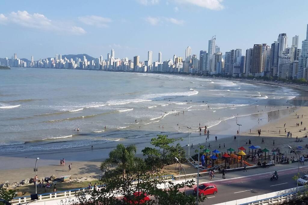 Piscina A Beira-Mar, Tranquilidade E Qualidade No Melhor De Bc Balneário Camboriú المظهر الخارجي الصورة