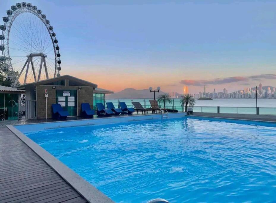 Piscina A Beira-Mar, Tranquilidade E Qualidade No Melhor De Bc Balneário Camboriú المظهر الخارجي الصورة